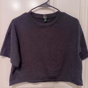 Cropped Tee